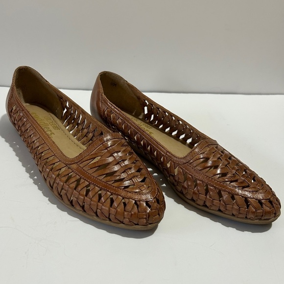 Cobbie Cuddlers Brown Woven Leather Moccasins with Slip-On Design - Picture 1 of 10